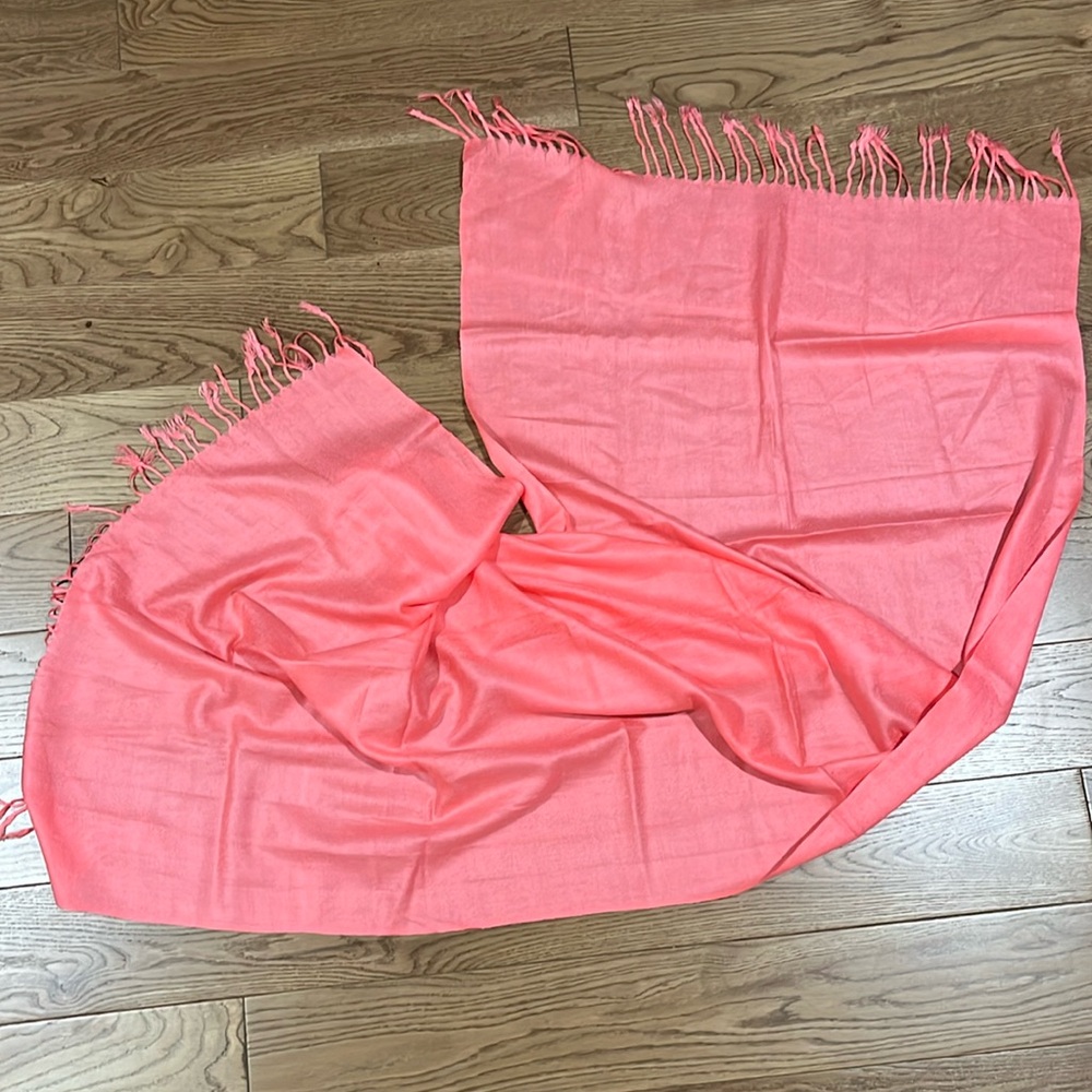 Women’s Shawl Salmon Color New